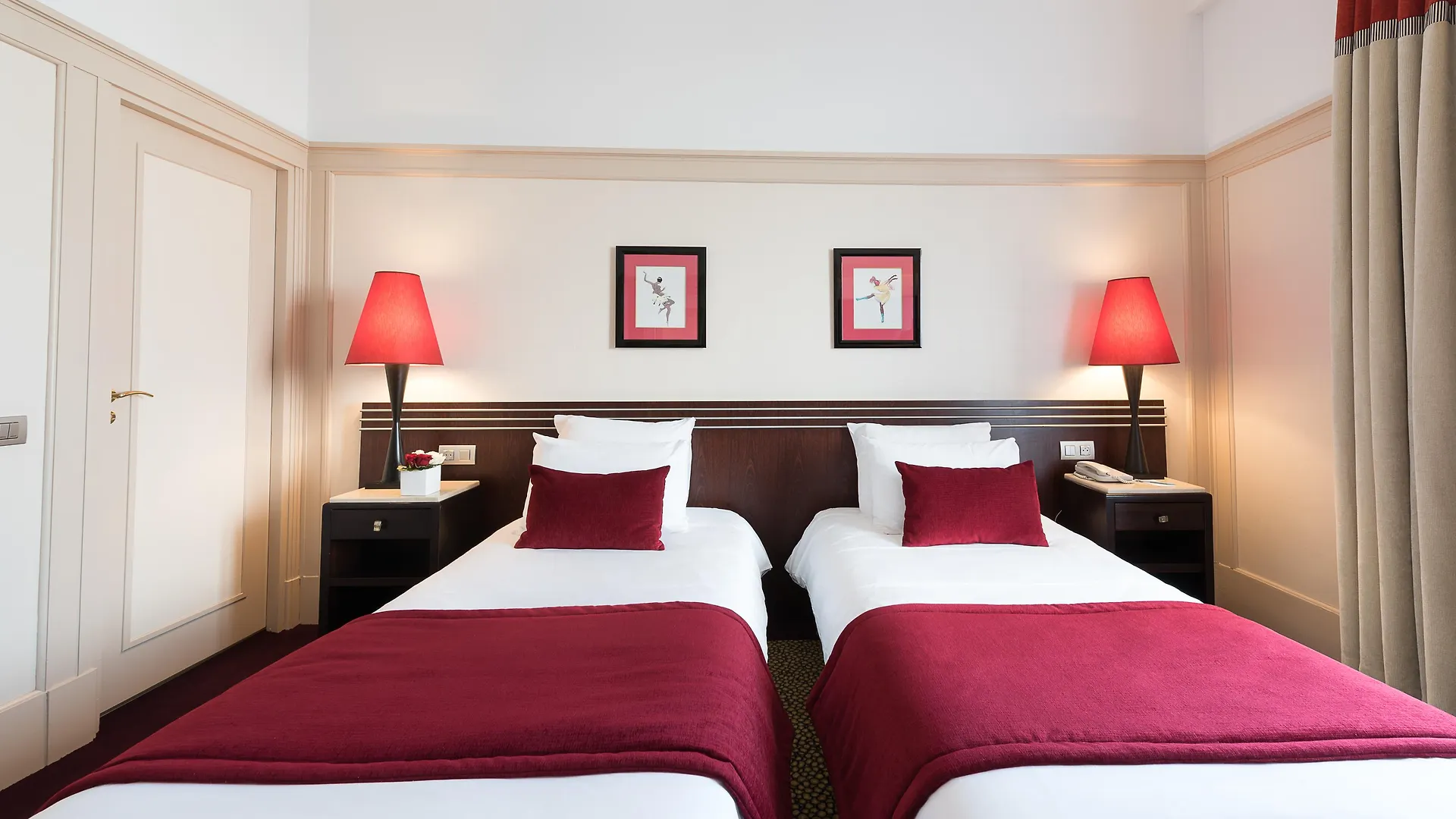 Hotel Plaza Biarritz Plage - Handwritten Collection