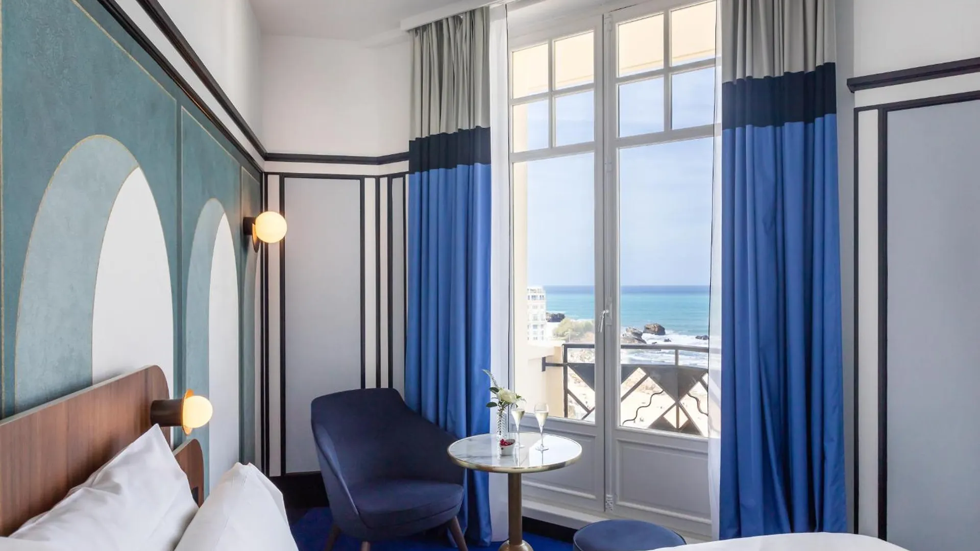 Hotel Plaza Biarritz Plage - Handwritten Collection France