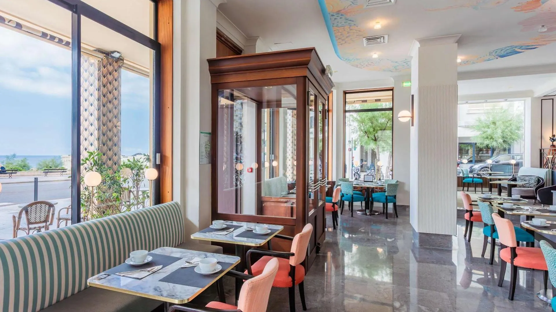 Hotel Plaza Biarritz Plage - Handwritten Collection