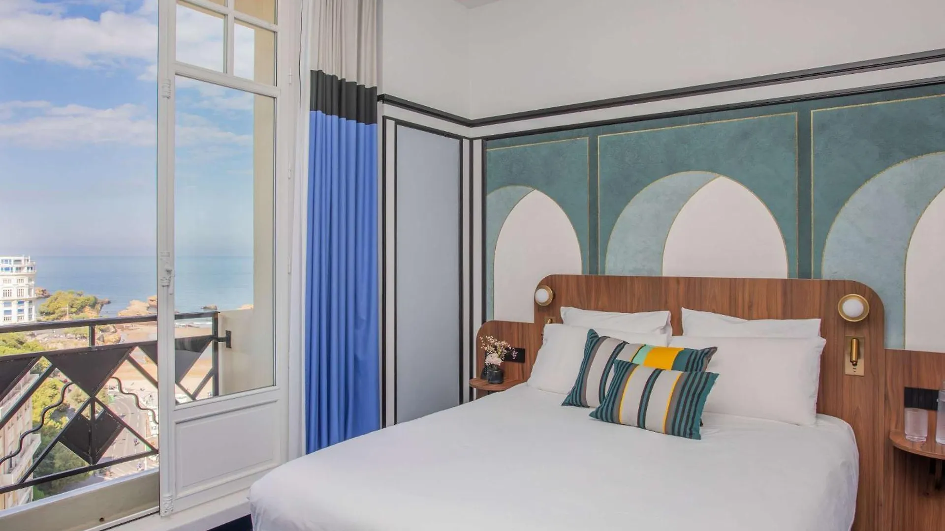 Hotel Plaza Biarritz Plage - Handwritten Collection