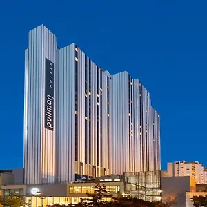 Pullman Montparnasse 4*, Paris France